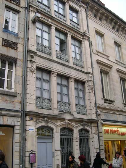 Façade (maison des oeuvres de bienfaisance)